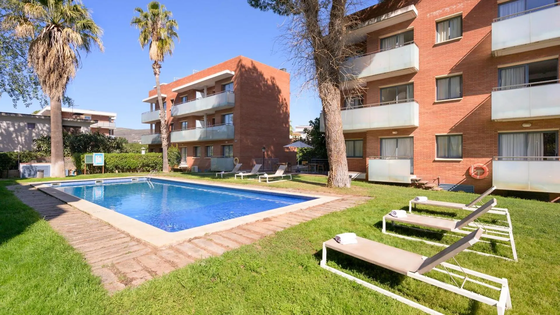 Sg Costa Bcn Apartments Castelldefels Aparthotel