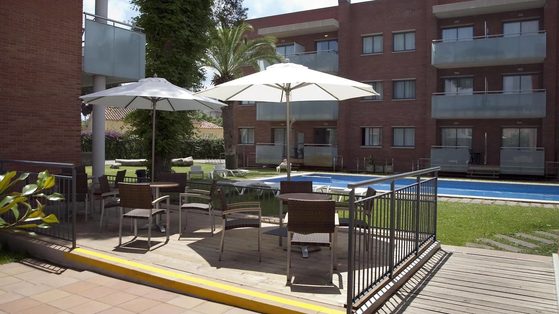 Aparthotel Sg Costa Bcn Apartments Castelldefels